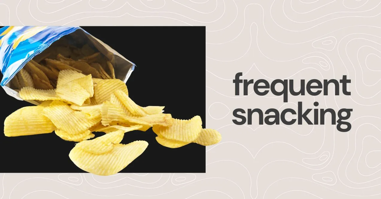 frequent snacking illustration, a cut off pack of potatoes crisps zoomed in with text "frequent snacking" next to it